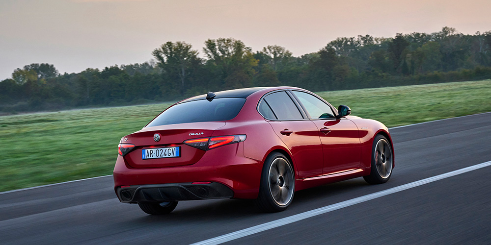 Alfa Romeo Giulia petrol 280 HP