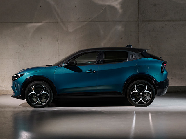 Alfa Romeo Junior - Junior Ibrida 2024 Exterieur - Seite