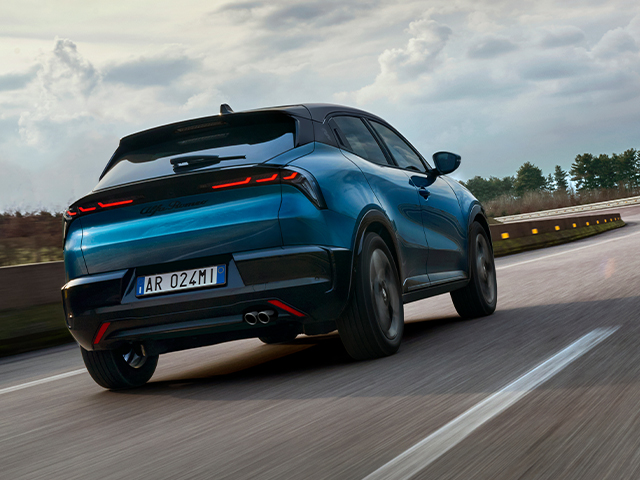 Alfa Romeo Junior - Junior Ibrida 2024 Technologie - Fahrdynamik