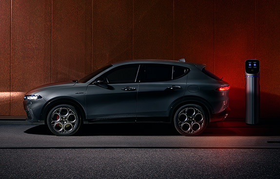 Alfa Romeo Tonale, Hybrid-SUV